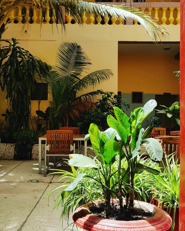 Hotel Saint-Louis Sun Дакар Экстерьер фото
